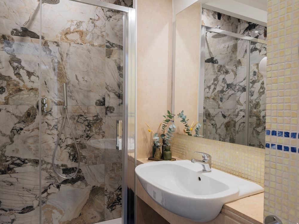 Grand Hotel Europa Standard Double or Twin Room 13