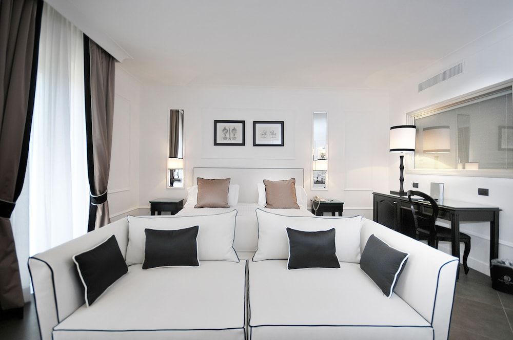 undefined Grand Hotel Oriente