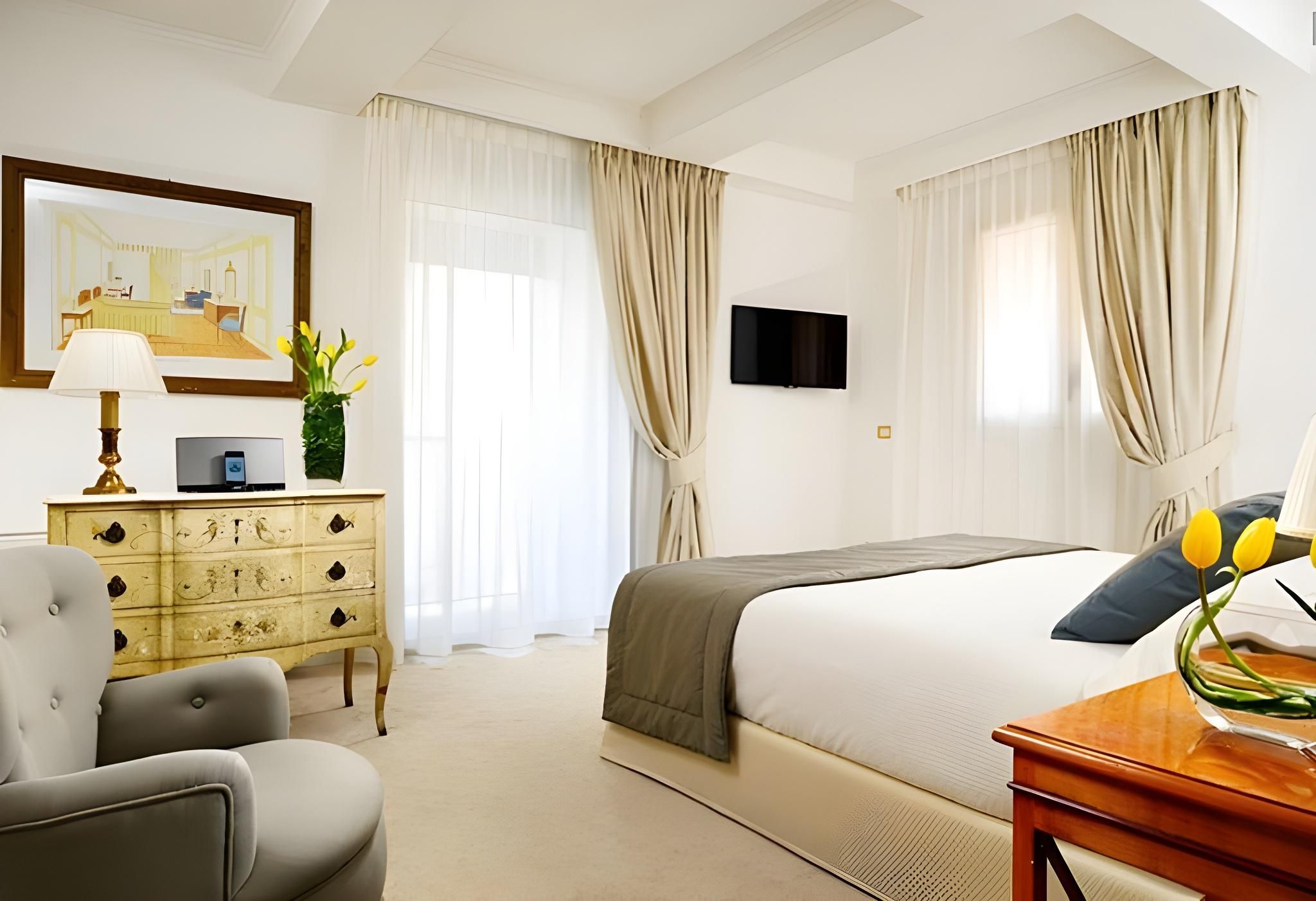 undefined Grand Hotel Parkers 10