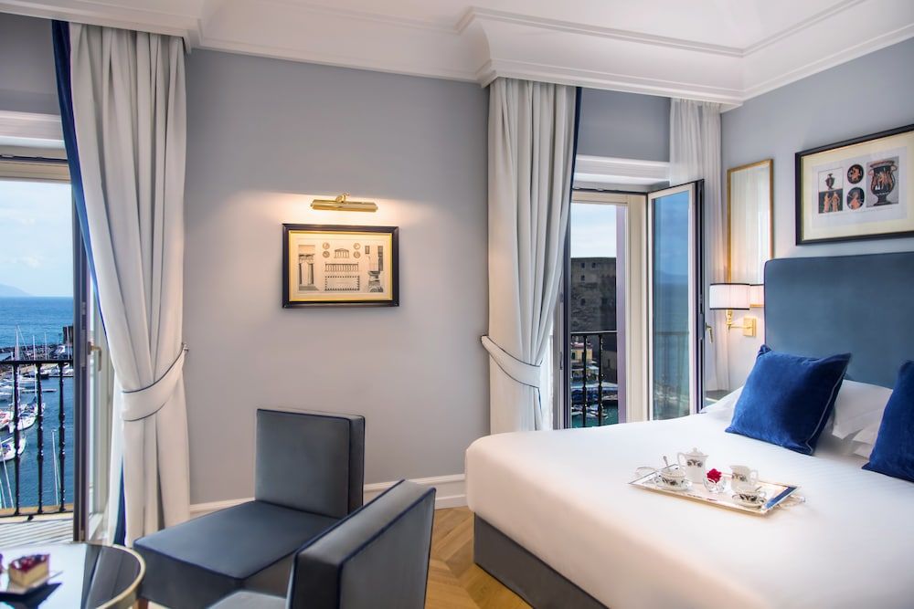 Grand Hotel Santa Lucia Deluxe Room, Sea View 2