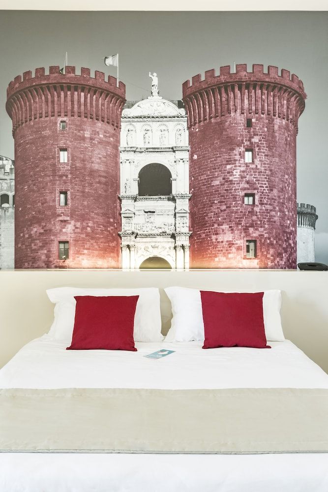 undefined B&B Hotel Napoli 10