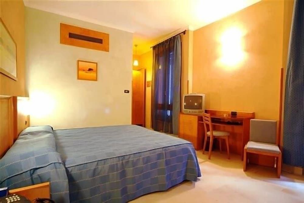 undefined Hotel Eden 2