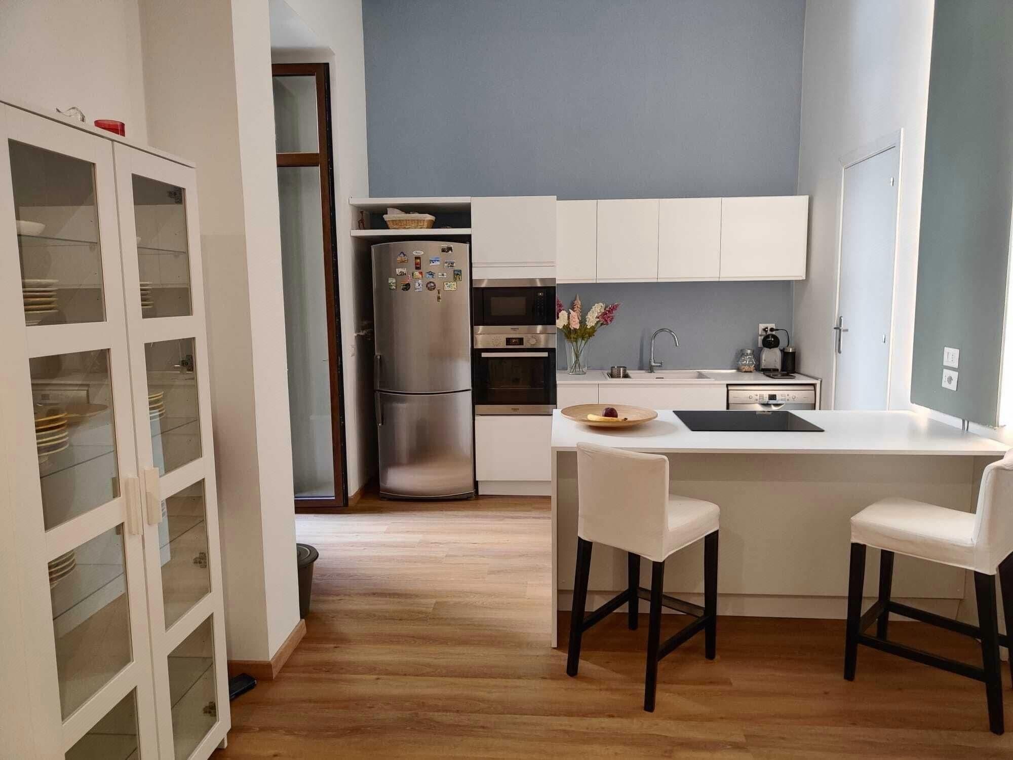 undefined Ideal City Walk 5