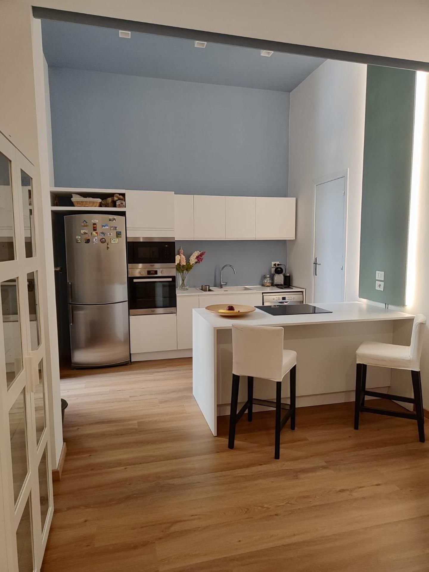 undefined Ideal City Walk 9