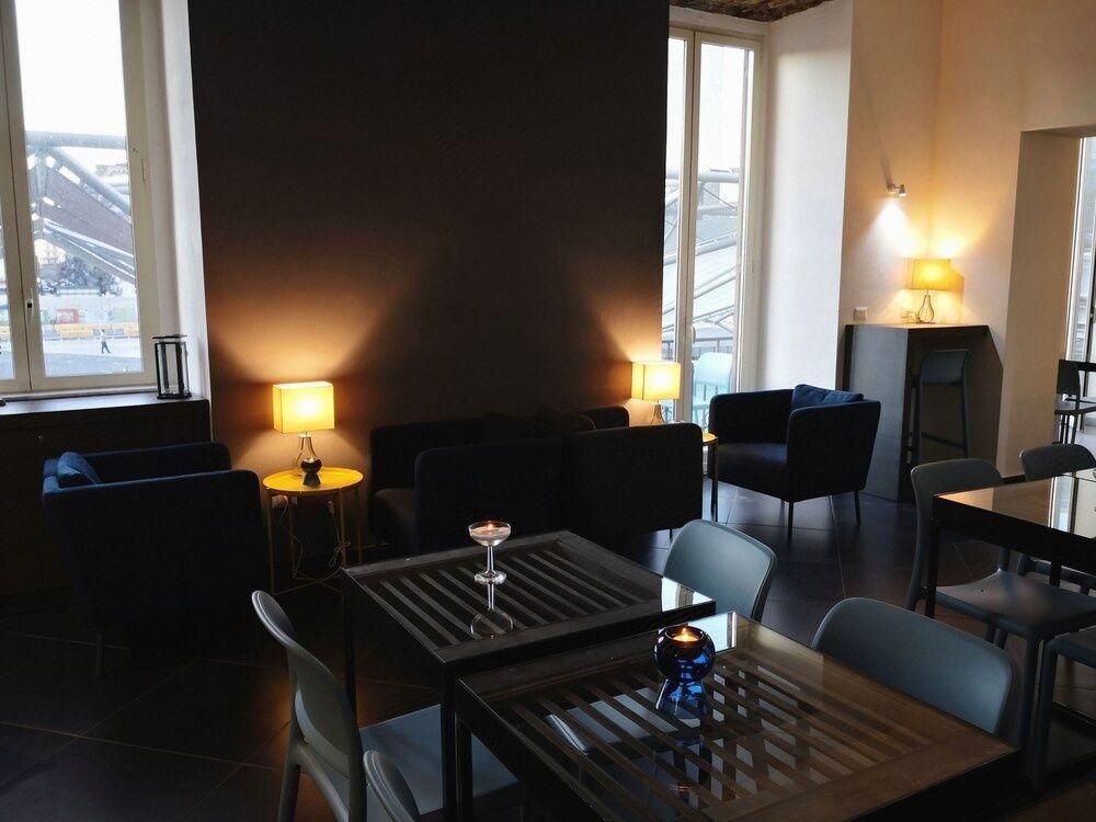 undefined Ideal City Walk 4