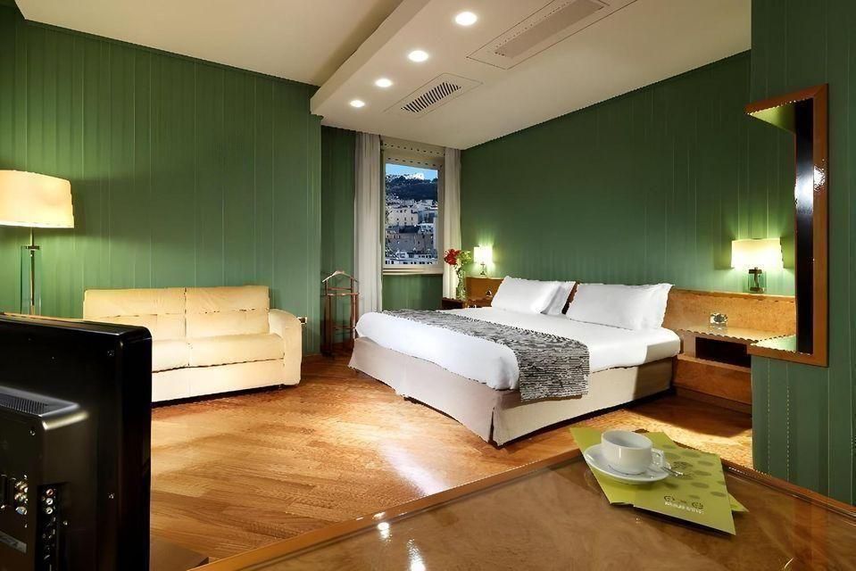 Connecting Family Room