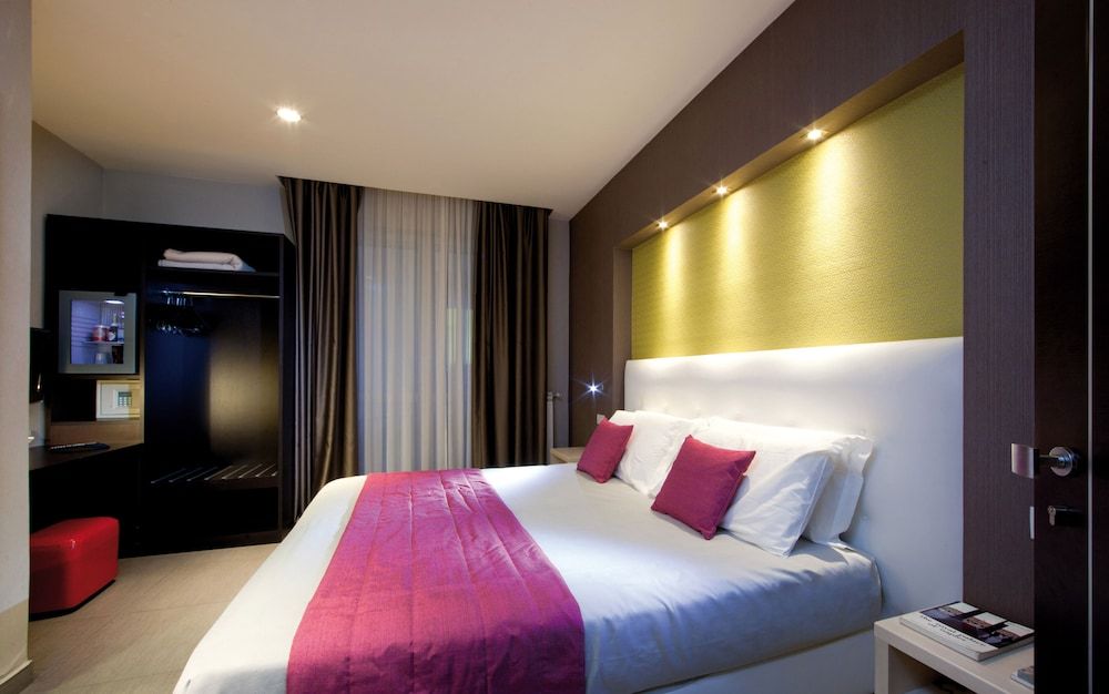 undefined Napolit'amo Hotel Medina 4