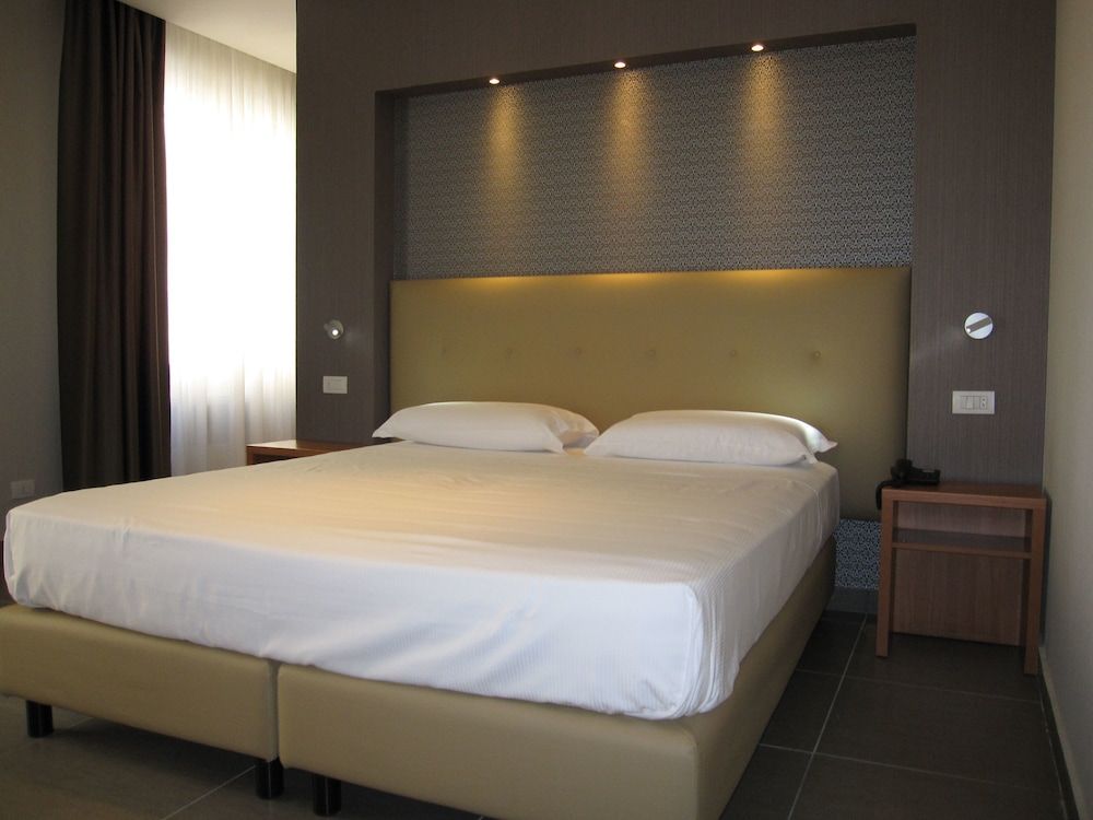 undefined Napolit'amo Hotel Medina 3