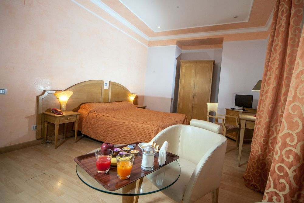 undefined Hotel La Pace 5