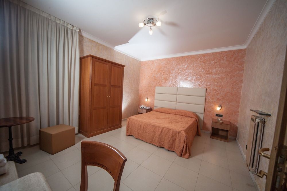 undefined Hotel La Pace 9