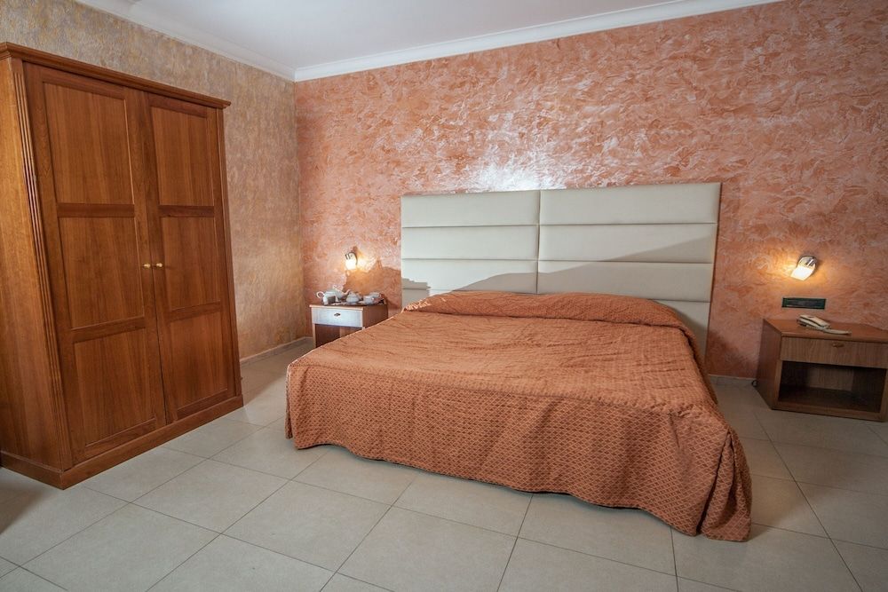 undefined Hotel La Pace