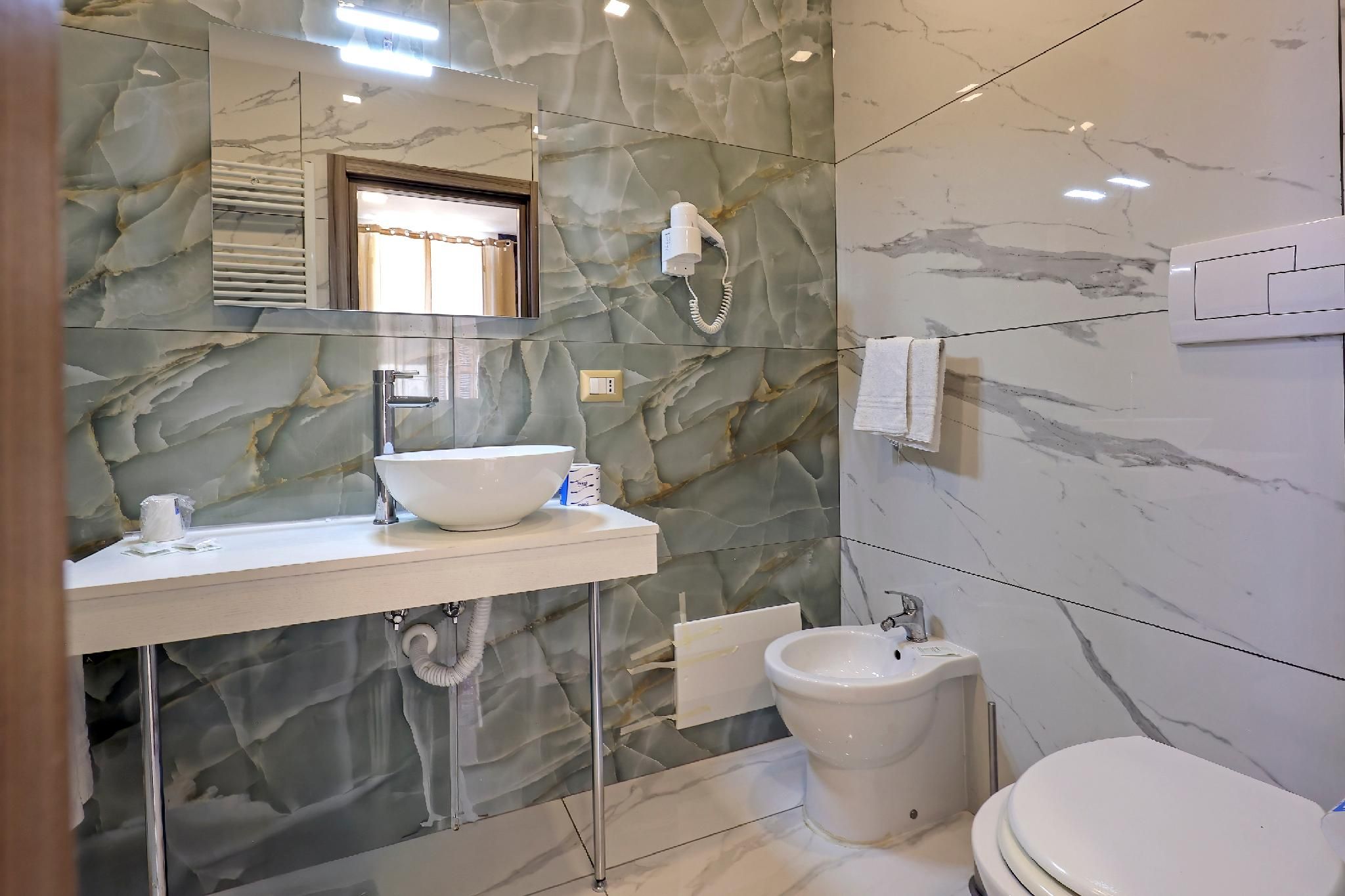 undefined Hotel La Pace 6