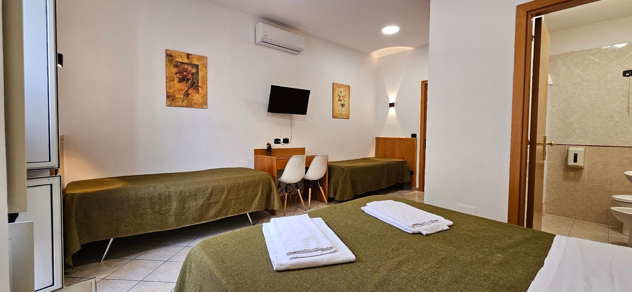 undefined Hotel Zara 5