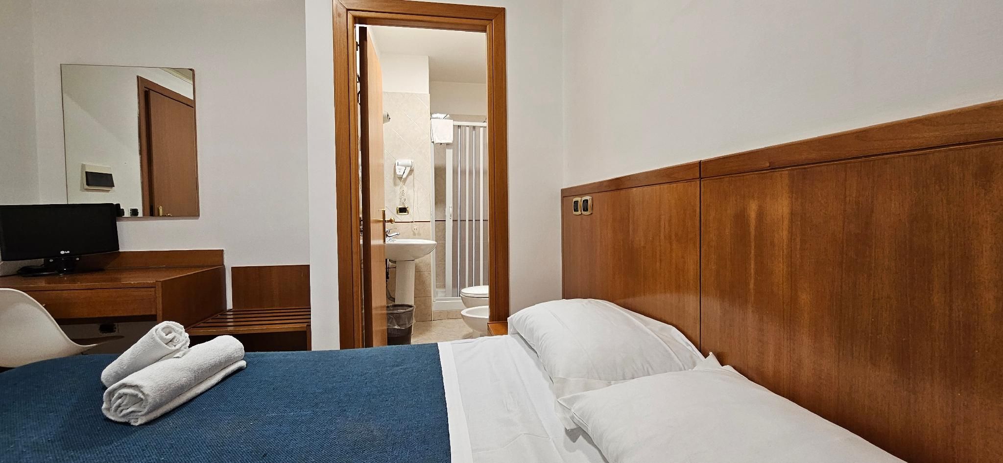 undefined Hotel Zara 3