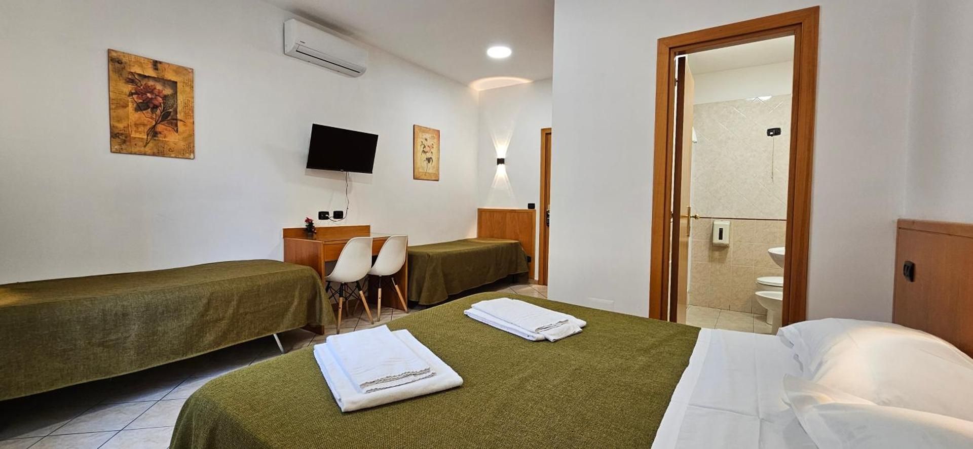 undefined Hotel Zara Napoli 5