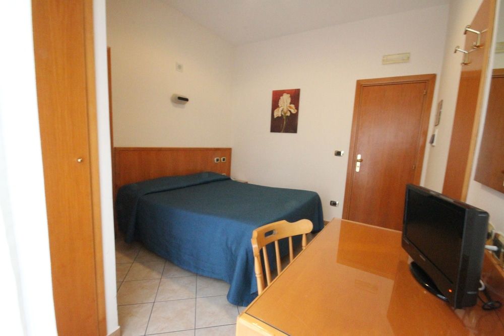 undefined Hotel Zara 6