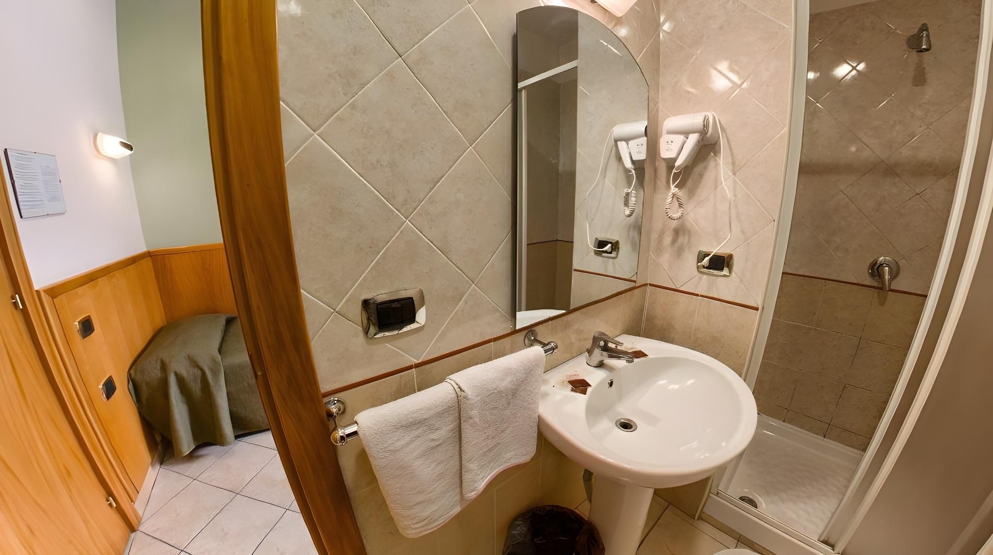 Double Room with Bathroom