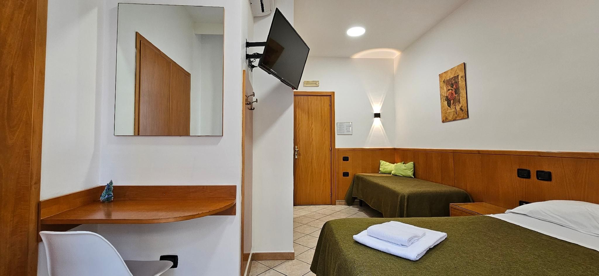 Triple Room with Bathroom