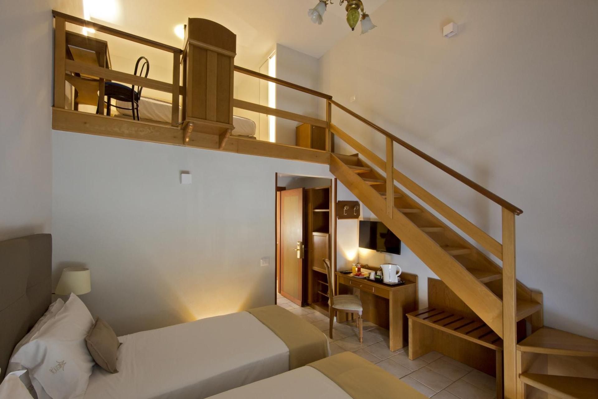 undefined Montespina Park Hotel 5