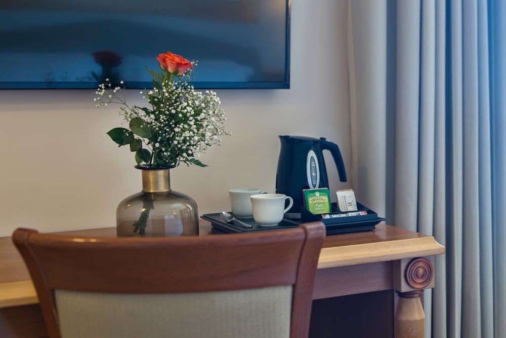 undefined Renaissance Naples Hotel Mediterraneo 7