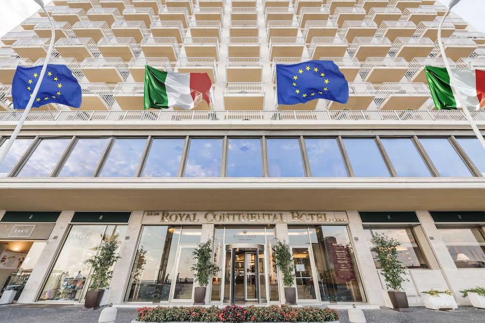 undefined Royal Continental Hotel Naples 3