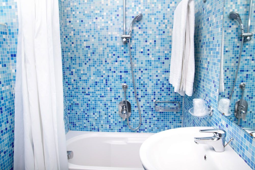 Best Western Plus Hotel Plaza Superior Room, 2 Twin Beds 13