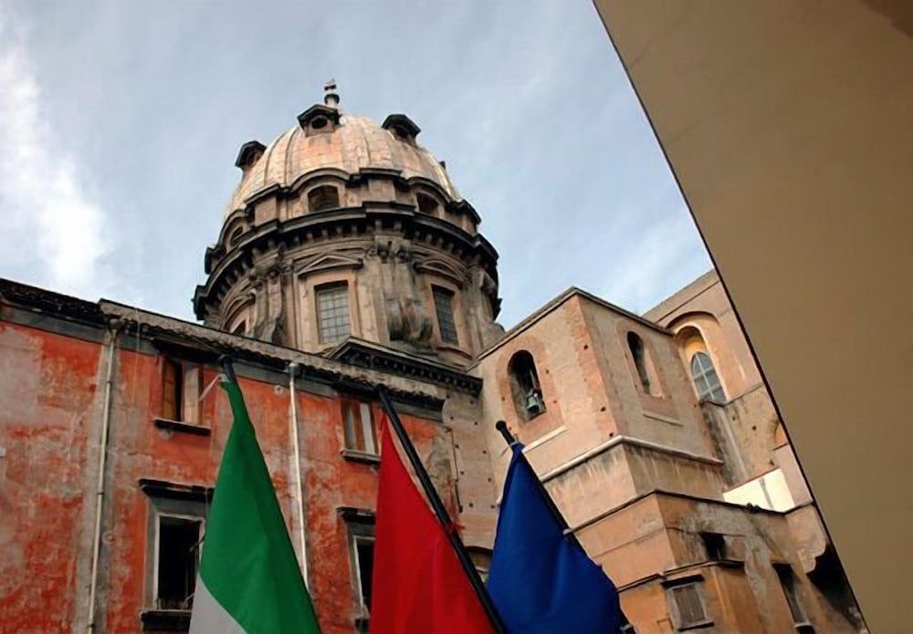 undefined Caravaggio Hotel 6