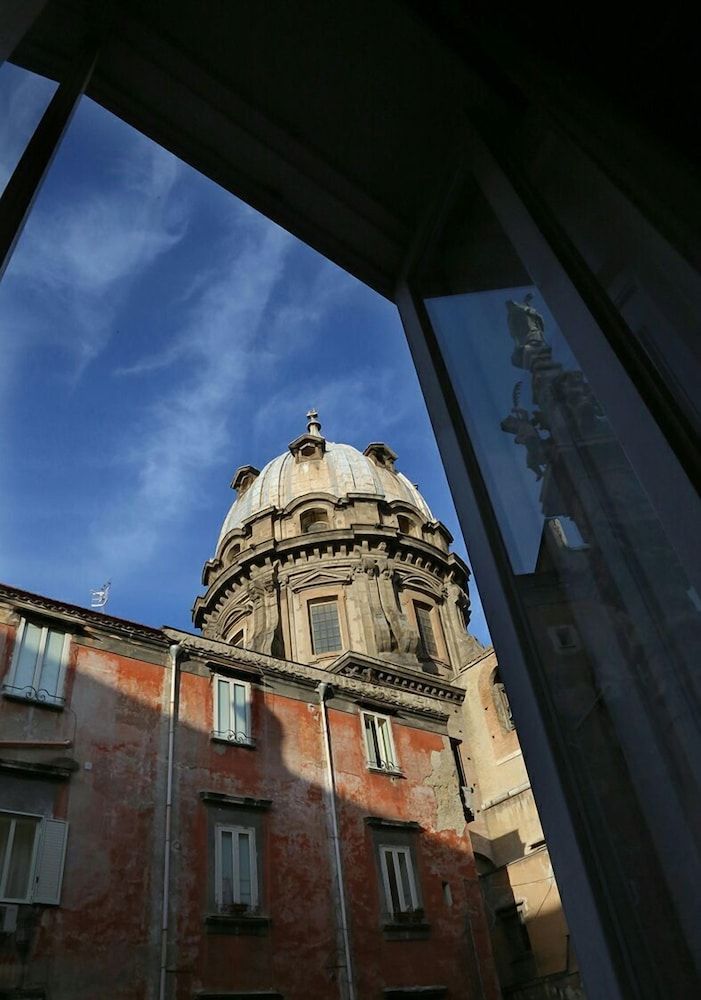 undefined Caravaggio Hotel 5