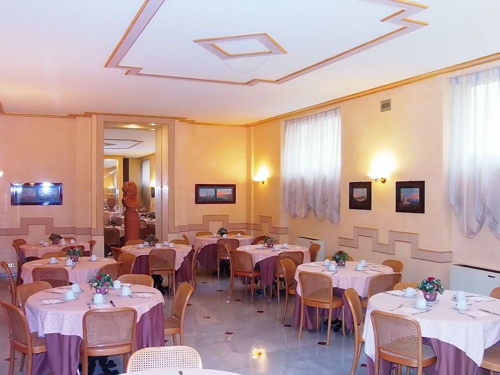 undefined Hotel Nuovo Rebecchino 7