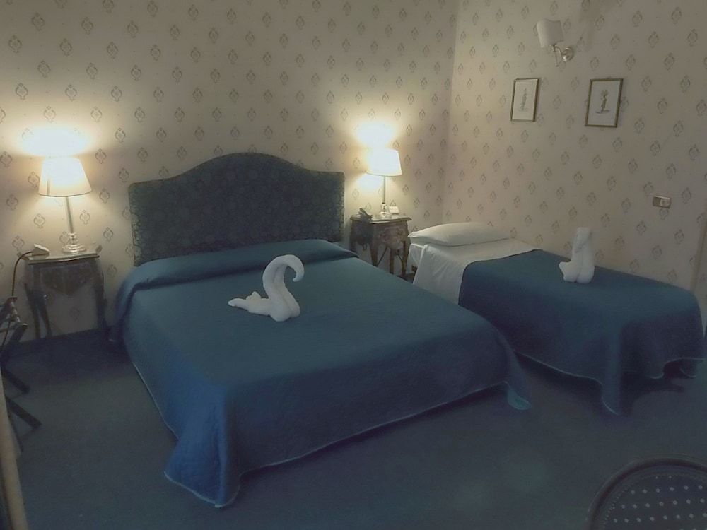 undefined Hotel Nuovo Rebecchino 7