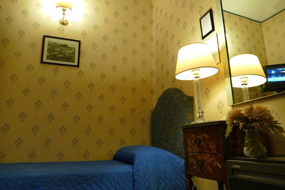 undefined Hotel Nuovo Rebecchino 8