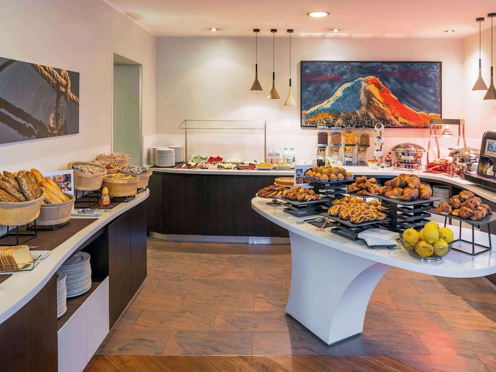 undefined Mercure Napoli Centro Angioino 10