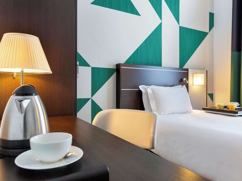 undefined Mercure Napoli Centro Angioino 2