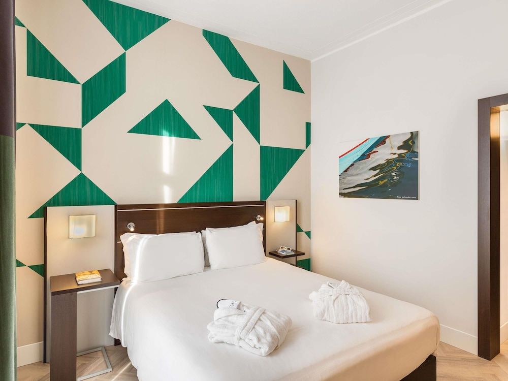 undefined Mercure Napoli Centro Angioino 7