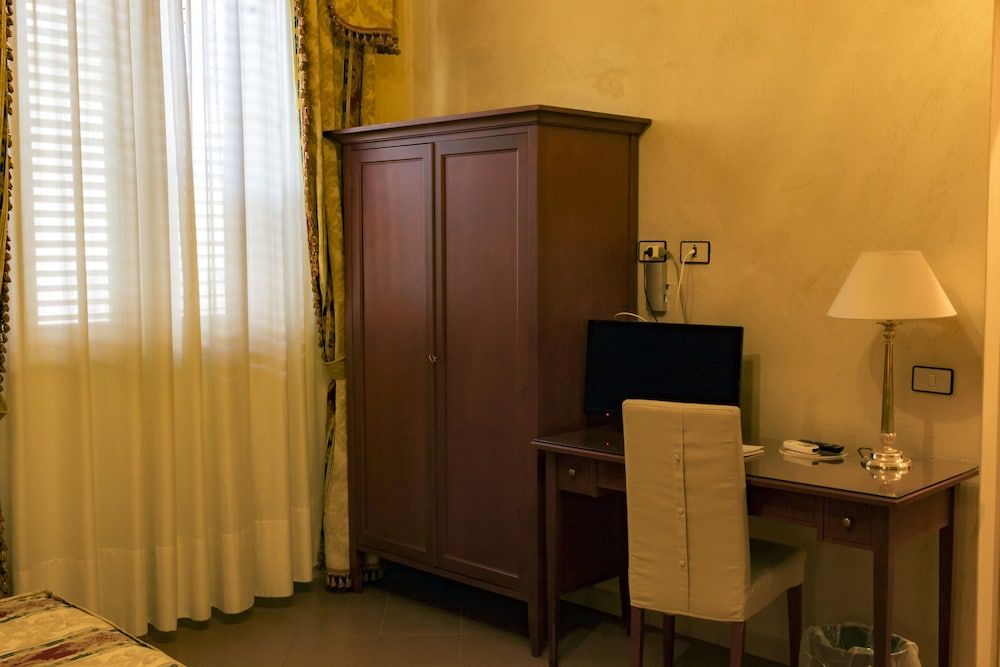 Hotel Joli Standard Double or Twin Room 6