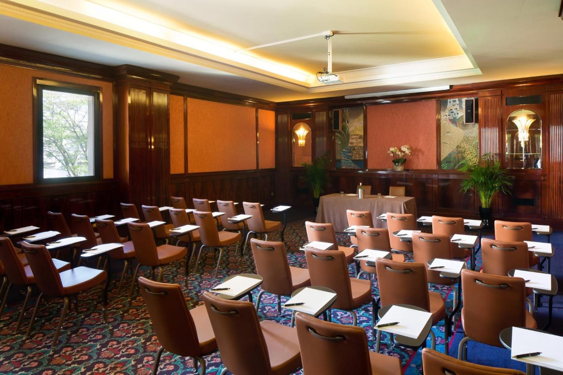 meeting room / ballrooms