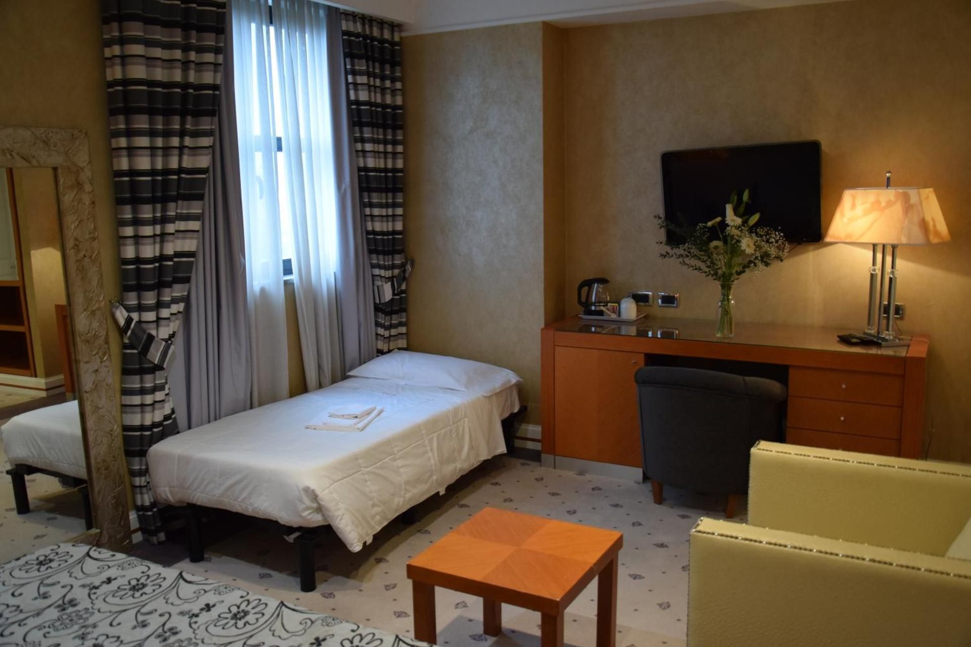 Superior Triple Room