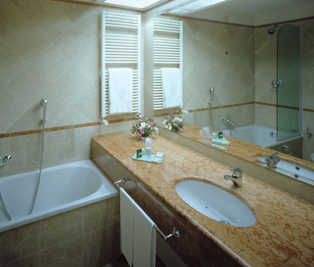 Hotel Sangallo Palace Standard Single Room 3