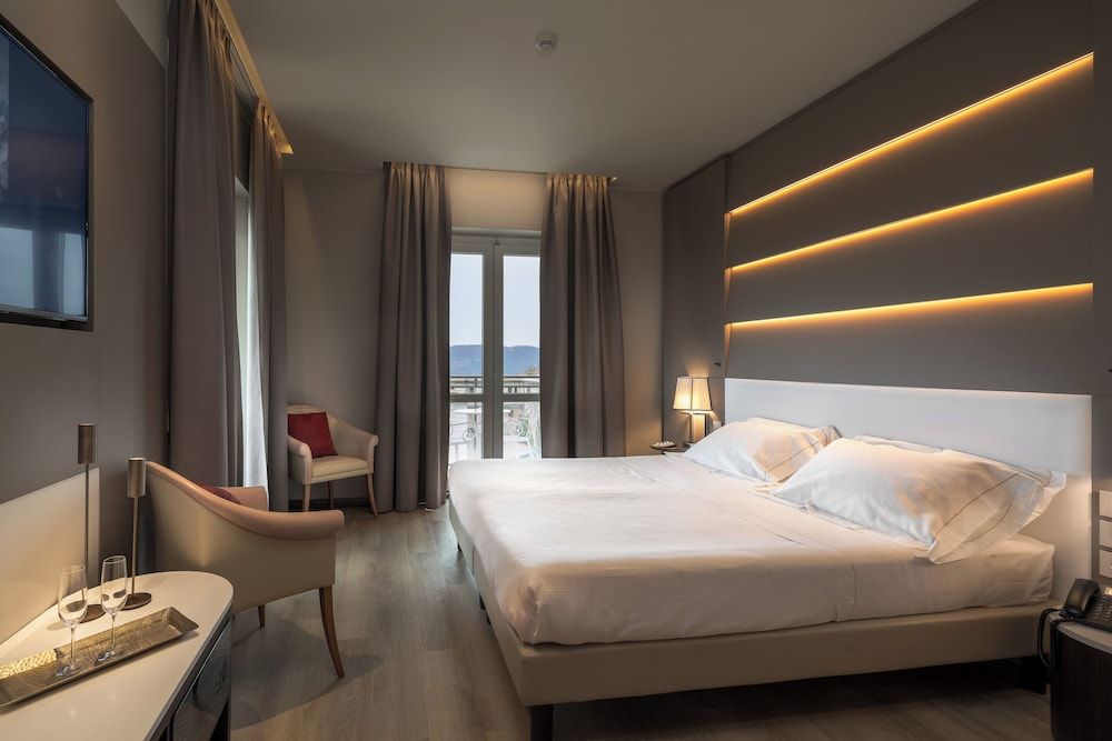 Hotel Sangallo Palace Camera Matrimoniale con balconcino