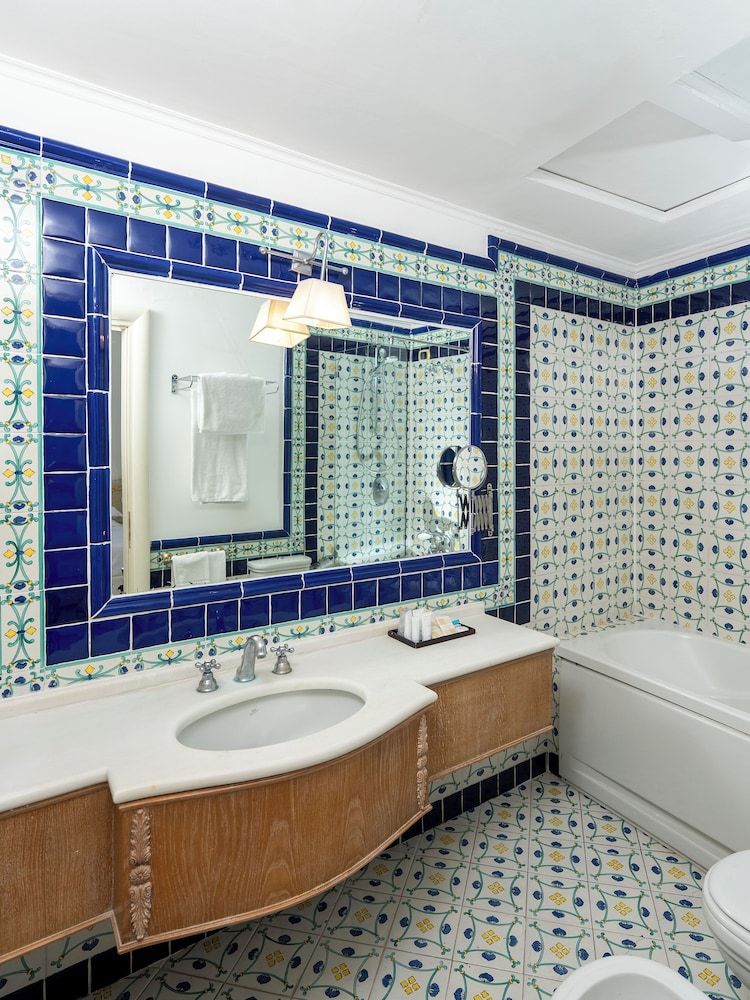 Hotel Posa Posa Superior Double Room, Partial Sea View 5