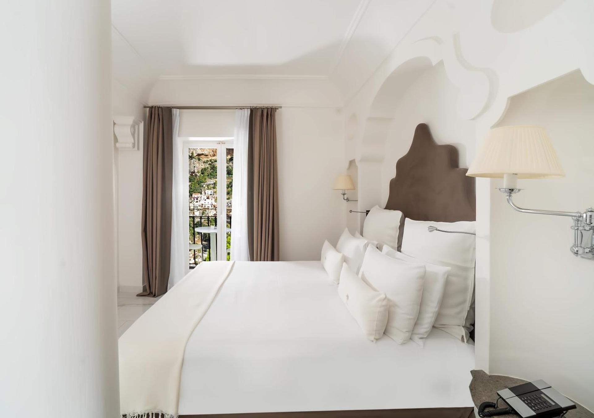 Superior Double Room with Town View