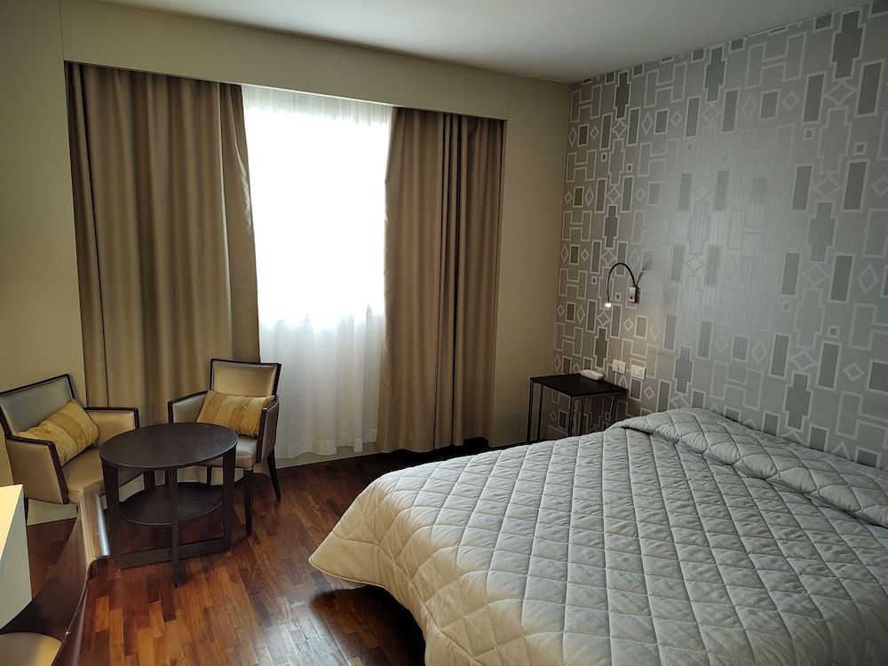 Hotel Datini Standard Double Room Single Use 2