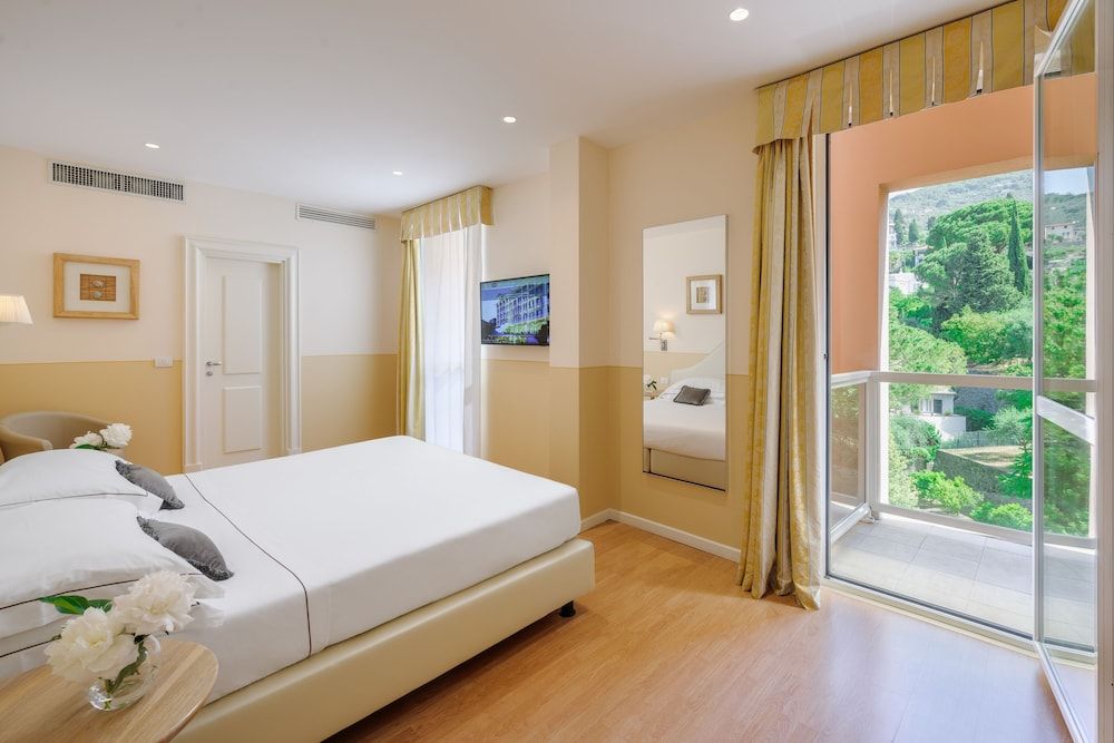 Grand Hotel Bristol Spa Resort - by R Collection Hotels Double Room, Park View (Prestige) 2
