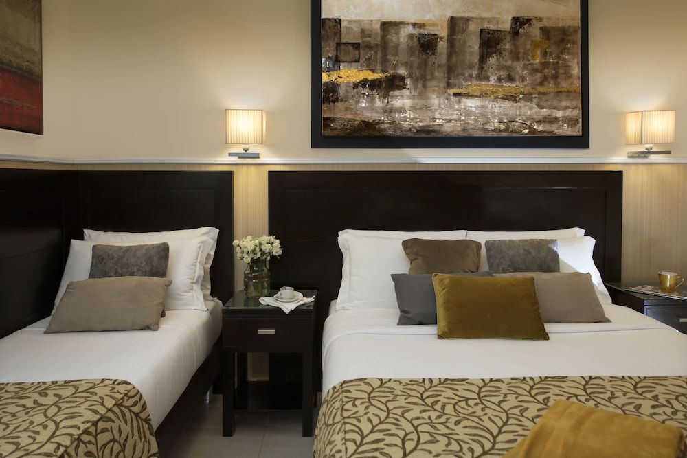 Yes Hotel Triple Room 3