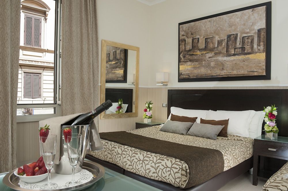 Yes Hotel Double or Twin Room 2