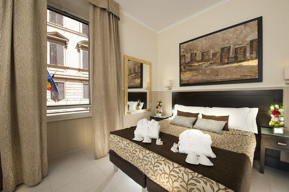 Yes Hotel Double or Twin Room 7