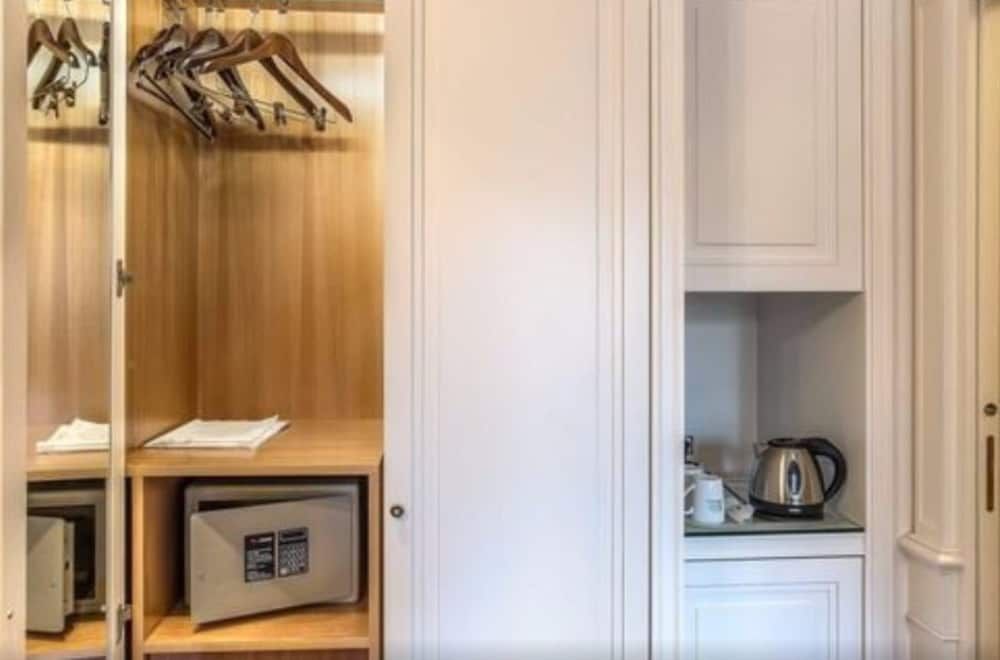 Albergo Del Senato Standard Double Room 13