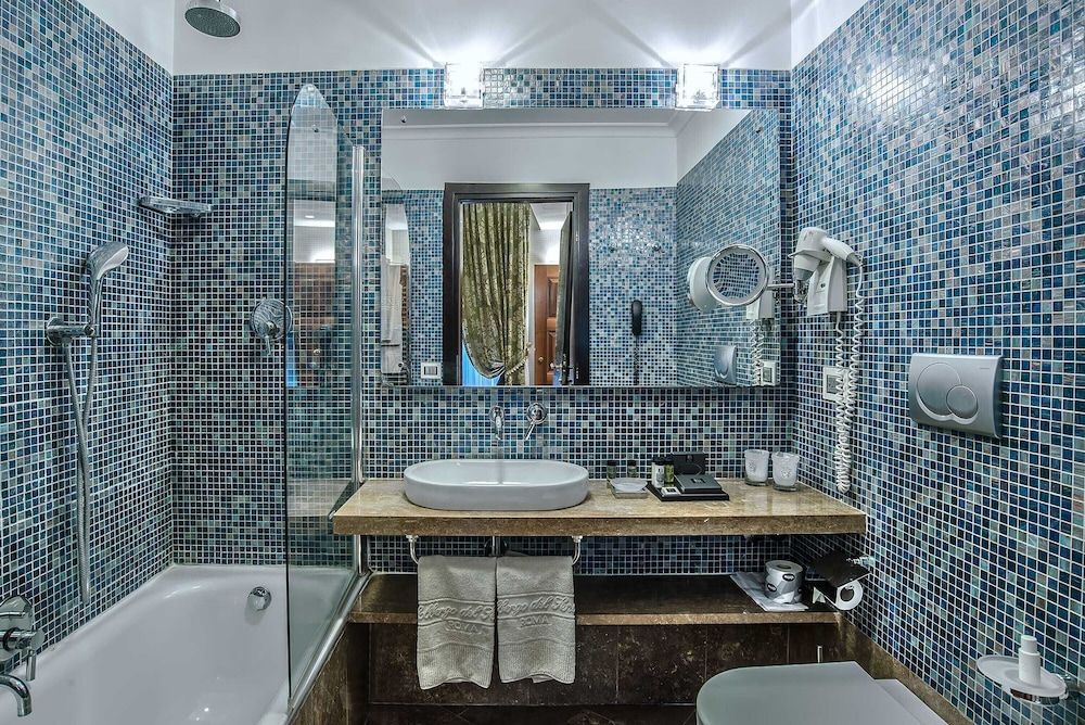 Albergo Del Senato Standard Double Room 9