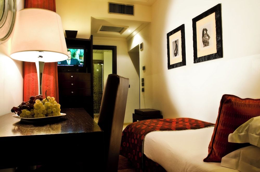 undefined Hotel Ariston 4