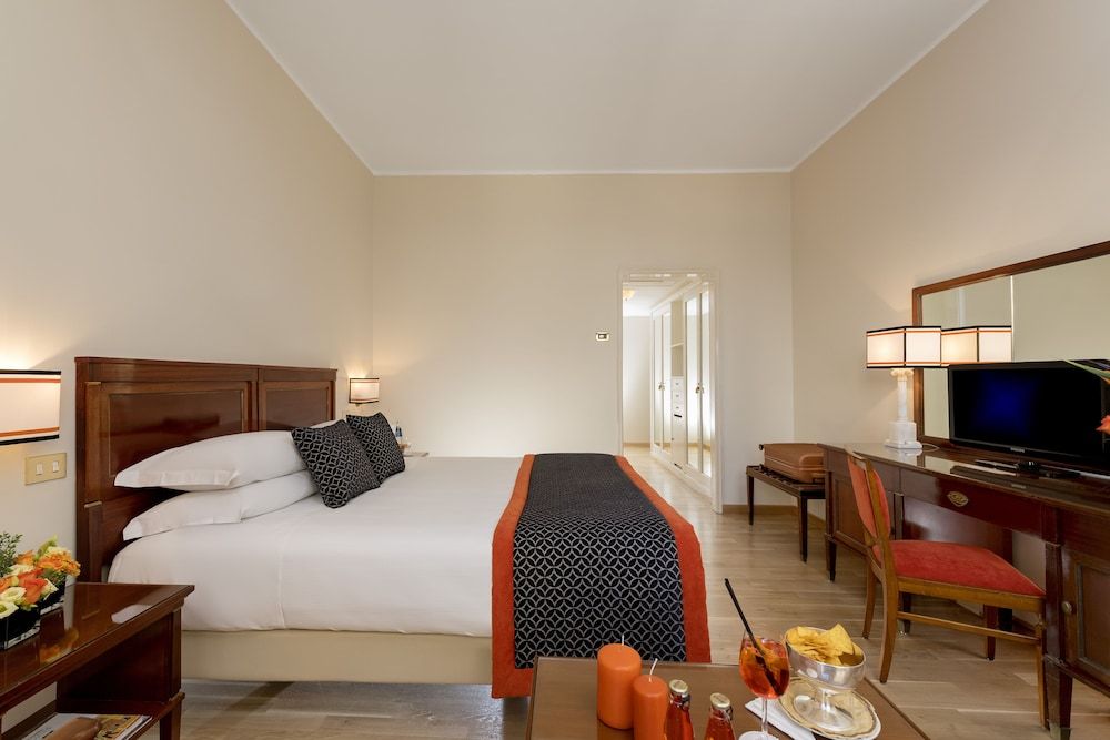 undefined Bettoja Hotel Mediterraneo 9